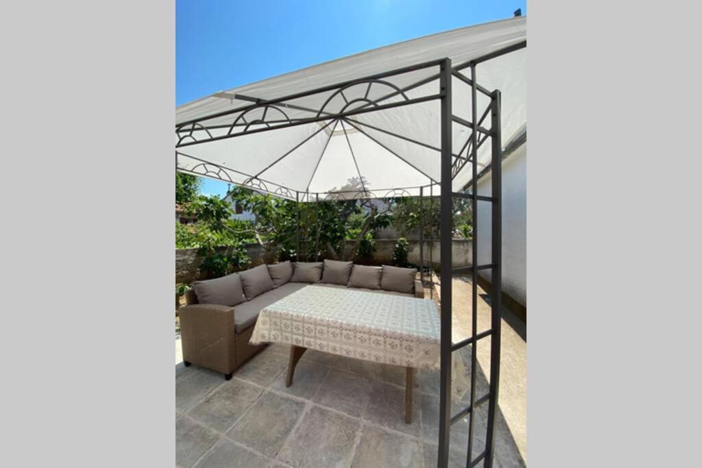 Comfy Apartment In A Quiet Neighborhood Sibenik Luaran gambar